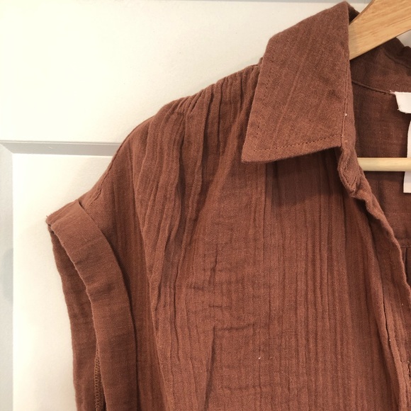 Short Sleeve Button Down Tie Shirt - Picture 2 of 4